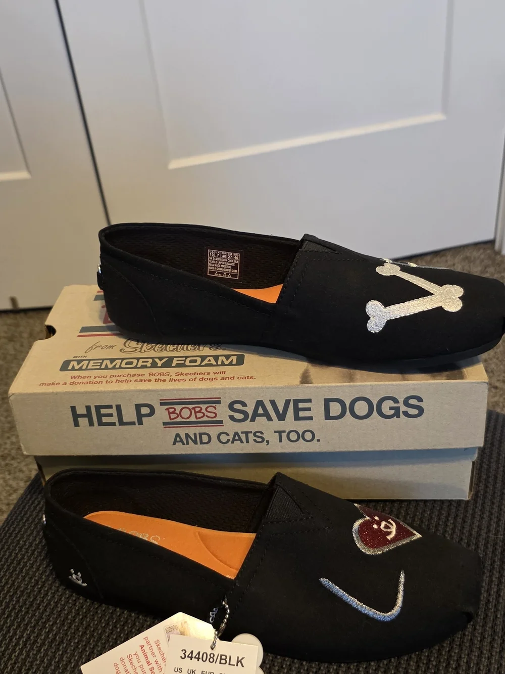 Bobs From Sketchers Women's Black 'LOVE' Slip-On Shoes Best Friends Animal Sanct - Picture 3 of 6